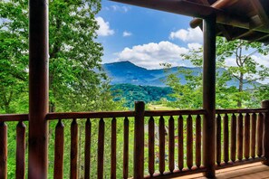 Property grounds - Authentic Family Paradise|Views|GameRoom|HotTub (Pigeon Forge)