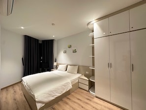 2 chambres, fer et planche à repasser, Wi-Fi, draps fournis