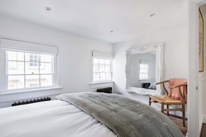 2 Schlafzimmer, Bügeleisen/Bügelbrett, Reisekinderbett, WLAN