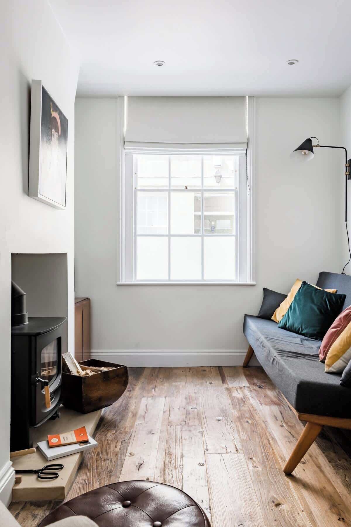 TV, peis og kontorer