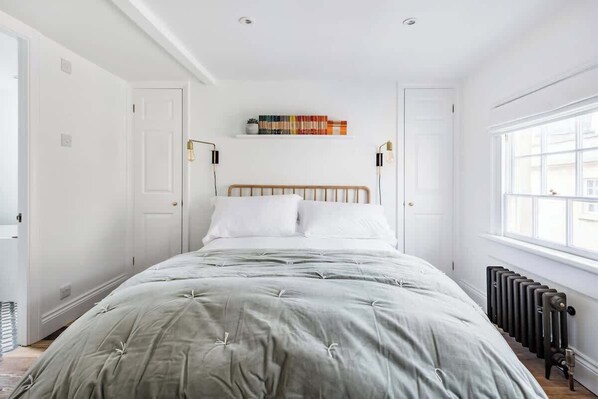 2 Schlafzimmer, Bügeleisen/Bügelbrett, Reisekinderbett, WLAN