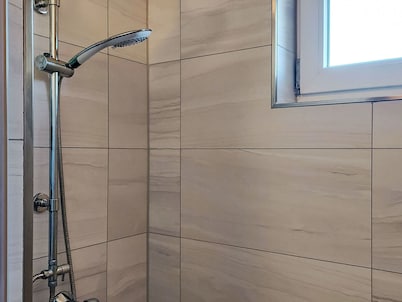 Beautiful apartment for 2 people with WIFI, TV and terrace