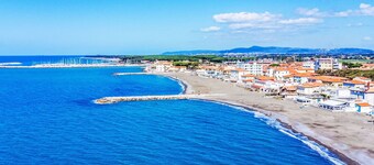 Belle maison de vacances avec WIFI, climatisation, TV, terrasse, vue panoramique et parking