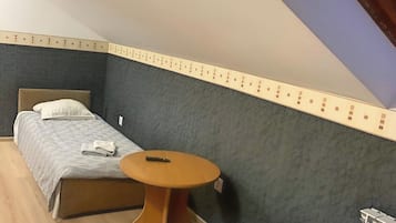 Standardrum - utsikt mot innergården | Gratis wi-fi