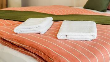 Klassiek appartement, terras | 5 slaapkamers, een strijkplank/strijkijzer, gratis wifi, beddengoed