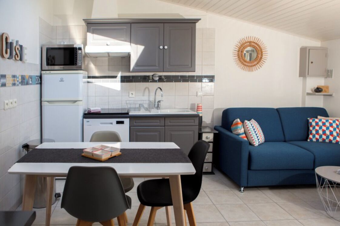 Signature House, Patio (N1bis  La Sterne Pierregarin) | Living area