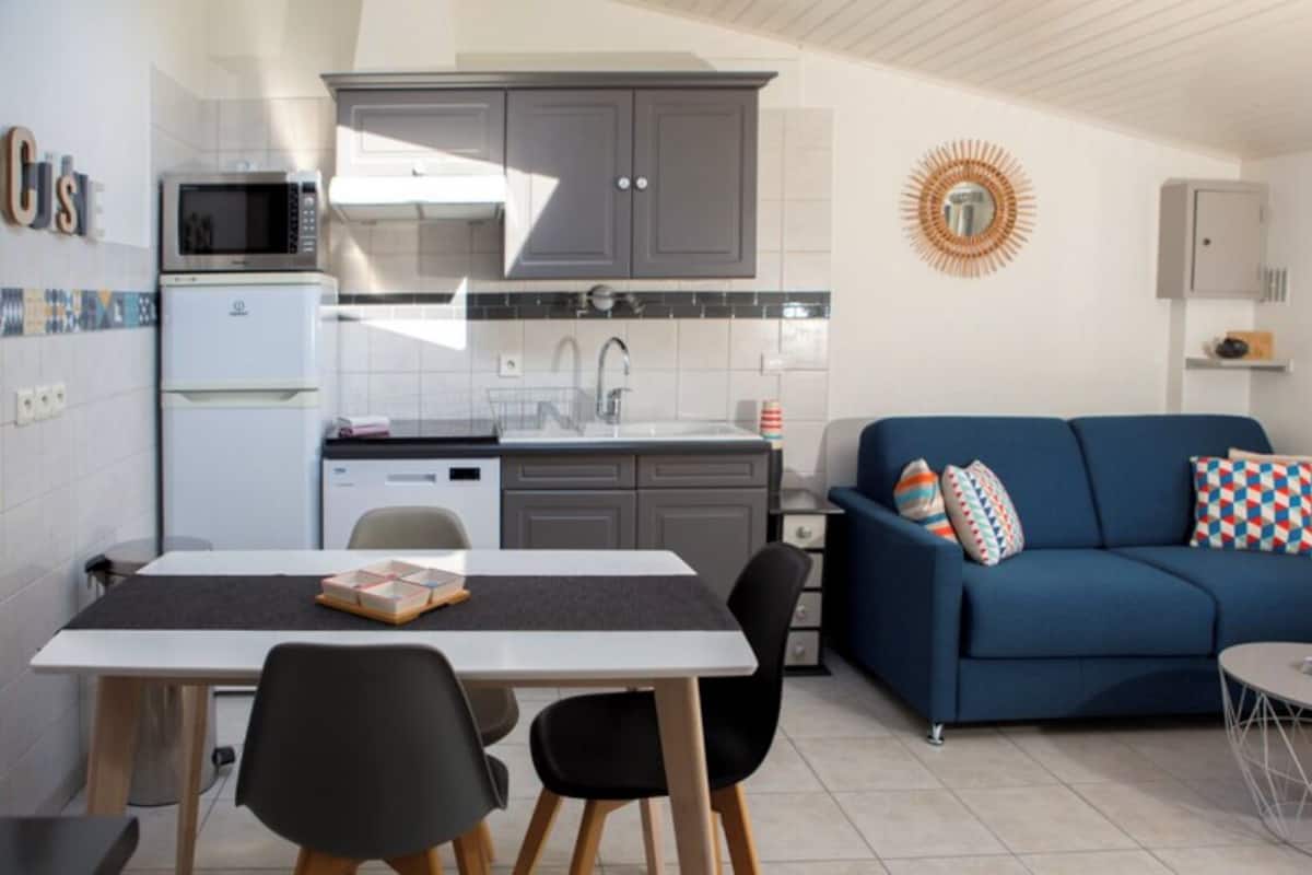 Signature House, Patio (N1bis La Sterne Pierregarin) | Living area