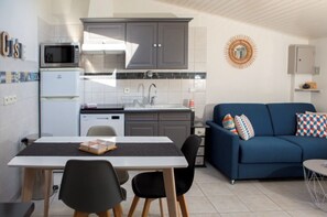 Hus – signature, terrasse (N1bis  La Sterne Pierregarin) | Oppholdsområde