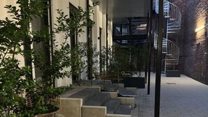 Uklassifisert bilde, 2 av 16, knapp