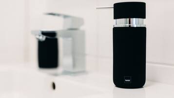 Haartrockner, Handtücher