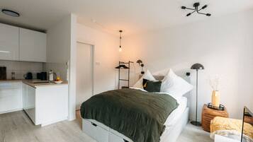 1 bedroom, desk, iron/ironing board, free WiFi