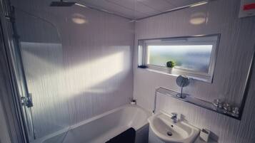 House | Bathroom | Combined shower/tub, deep soaking tub, hair dryer, towels