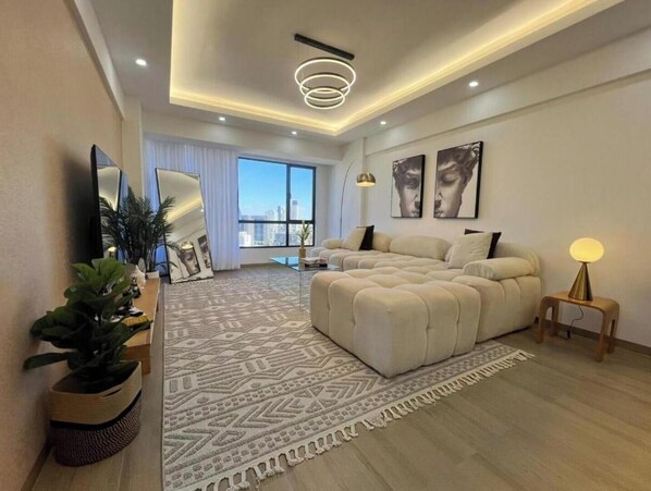 Deluxe Apartment | Living area