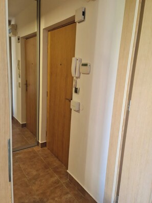 Reception - Studio Beni (Ljubljana)