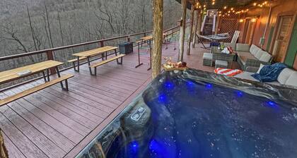 Cloud Nine Retreat; sleeps 22|barrel sauna|hot tub