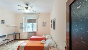 Comfort Double or Twin Room - FARE BnB Room Via Monte 14 (Reggio nell'Emilia)