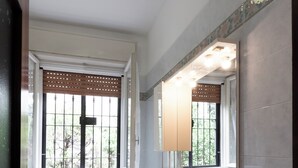 Bathroom - FARE BnB Room Via Monte 14 (Reggio nell'Emilia)