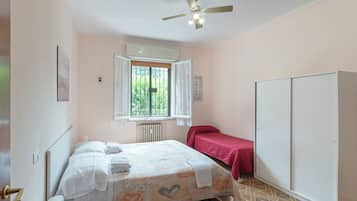 ๋ญ์
๋ฆฌ ๋๋ธ๋ฃธ ๋๋ ํธ์๋ฃธ | ์ฑ
์