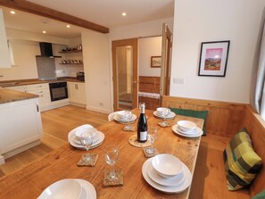 Dining - Bramble Cottage (Keswick)