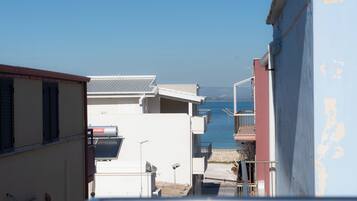 2 bedroom apartment with sea view and kitchen N6 | Strygejern/strygebræt, gratis Wi-Fi