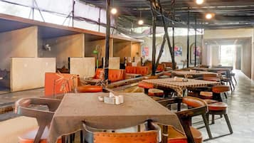 House | Dining