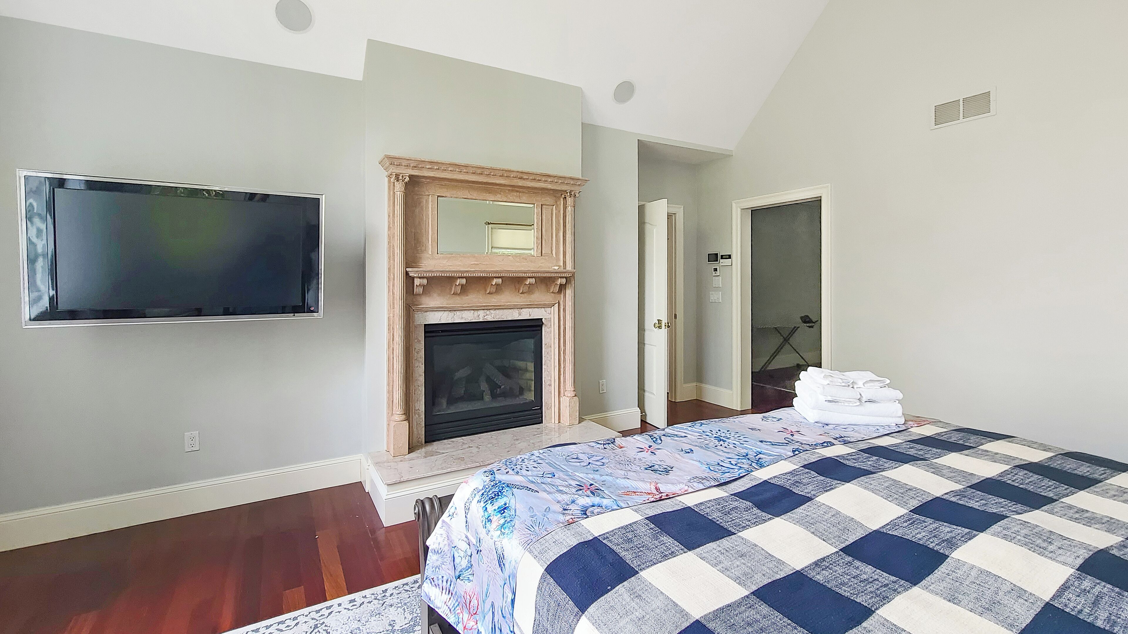 5 Schlafzimmer, Bügeleisen/Bügelbrett, kostenloses WLAN, Bettwäsche