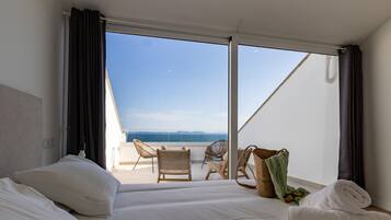 4 bedrooms, WiFi (free)