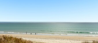 Coastal Retreat - Poolside Mt Maunganui