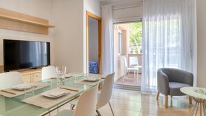 Dining - Duplex in S'agaró with 2 bedrooms and balcony, parking included (S'Agaró)