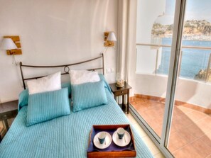 3 bedrooms