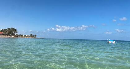 Villa avec piscine Ă 2 min Ă pied de la plage