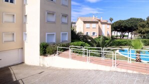 Exterior - Apartment in S'Agaró for 6 with pool and parking (S'Agaró)