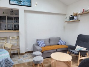 Living area - House near beach, pets allowed, 8 pax in La Guérinière (La Guérinière)