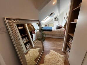 2 bedrooms