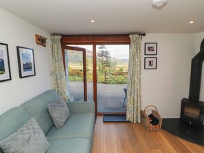 Cottage | Living area