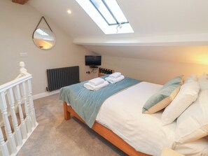 Cottage | 1 bedroom, individually decorated, individually furnished, free WiFi - Wren's Nest (Keswick)