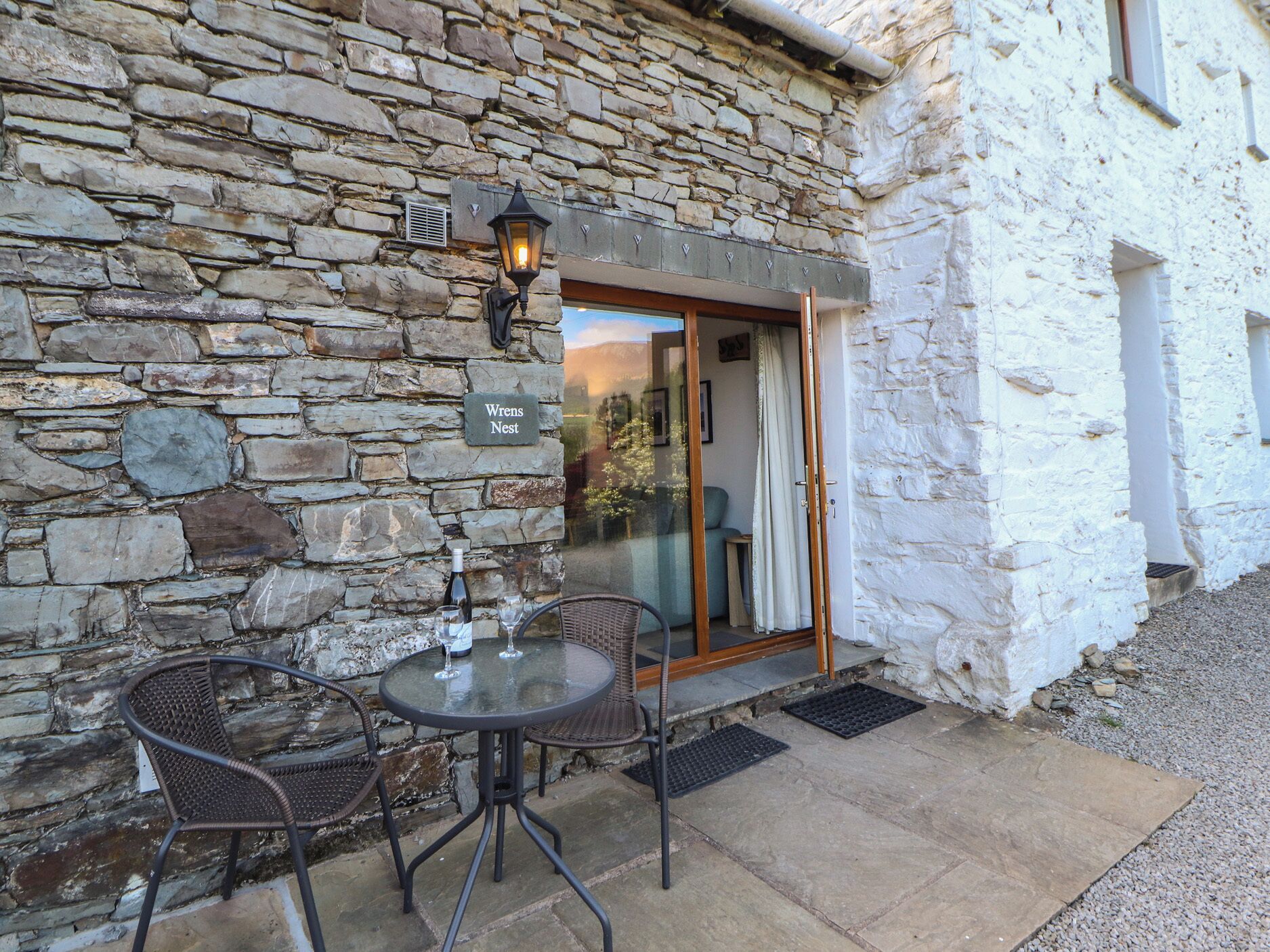 Cottage | Outdoor dining