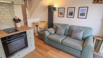 Cottage | Living area