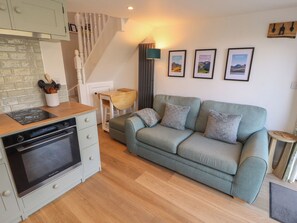 Cottage | Living area - Wren's Nest (Keswick)