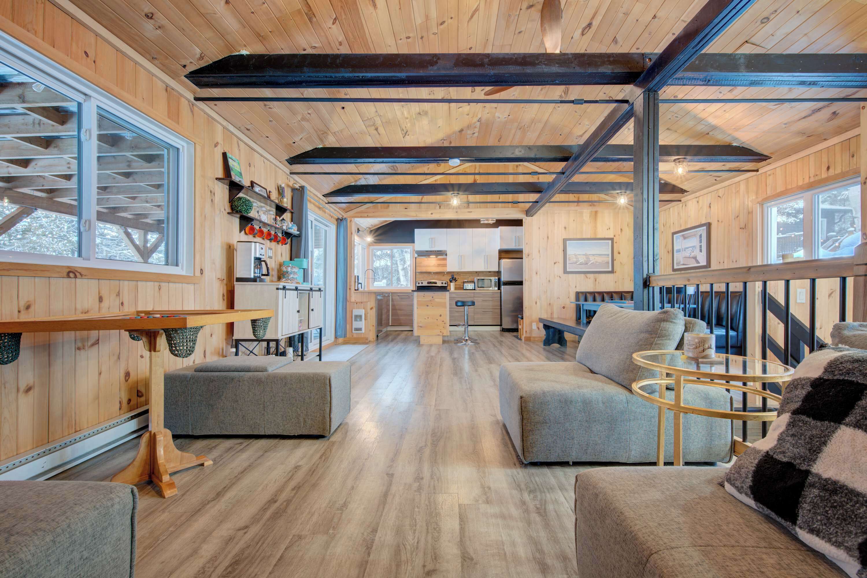 TV, peis og stereoanlegg