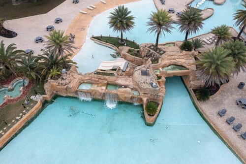 Wharf 718|Waterfront|2 bedroom|Pools|Large Balcony