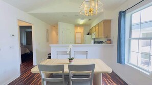 Dining - River Oaks Gorgeous 2BR condo (Myrtle Beach)