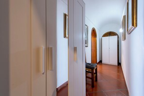 Kamar Double Superior, pemandangan laut | Brankas, tirai kedap cahaya, dan Wi-Fi gratis