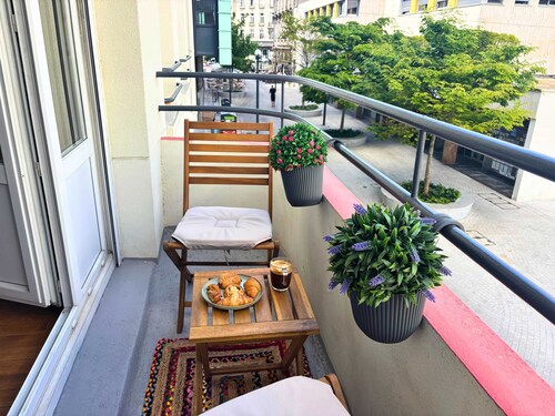 FITZ JAMES 2 Bedroom 2 Bath in Historic Center