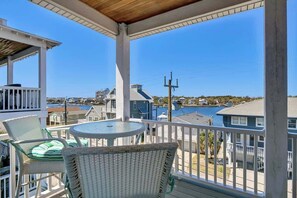 Property grounds - Paws & Relax Island Retreat (Carolina Beach)