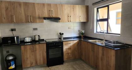 Deluxe Two-bedroom Apartment