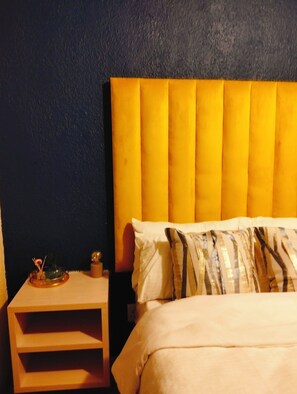 4 chambres, fer et planche à repasser, Wi-Fi, draps fournis