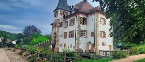 Esterni
