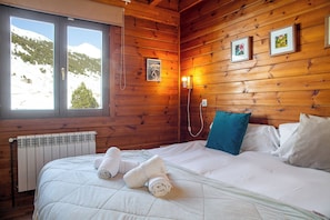 1 habitación, escritorio, tabla de planchar con plancha y wifi gratis