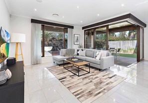 TV, DVD player, offices